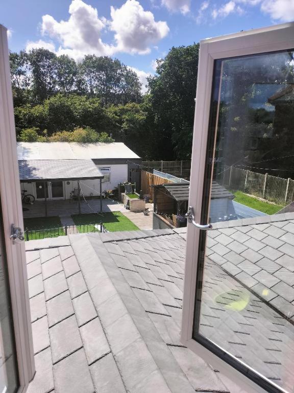 Accomadation 렉섬 외부 사진