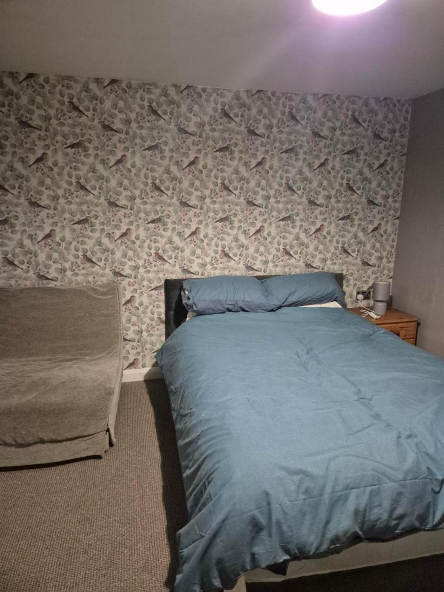 Accomadation 렉섬 외부 사진