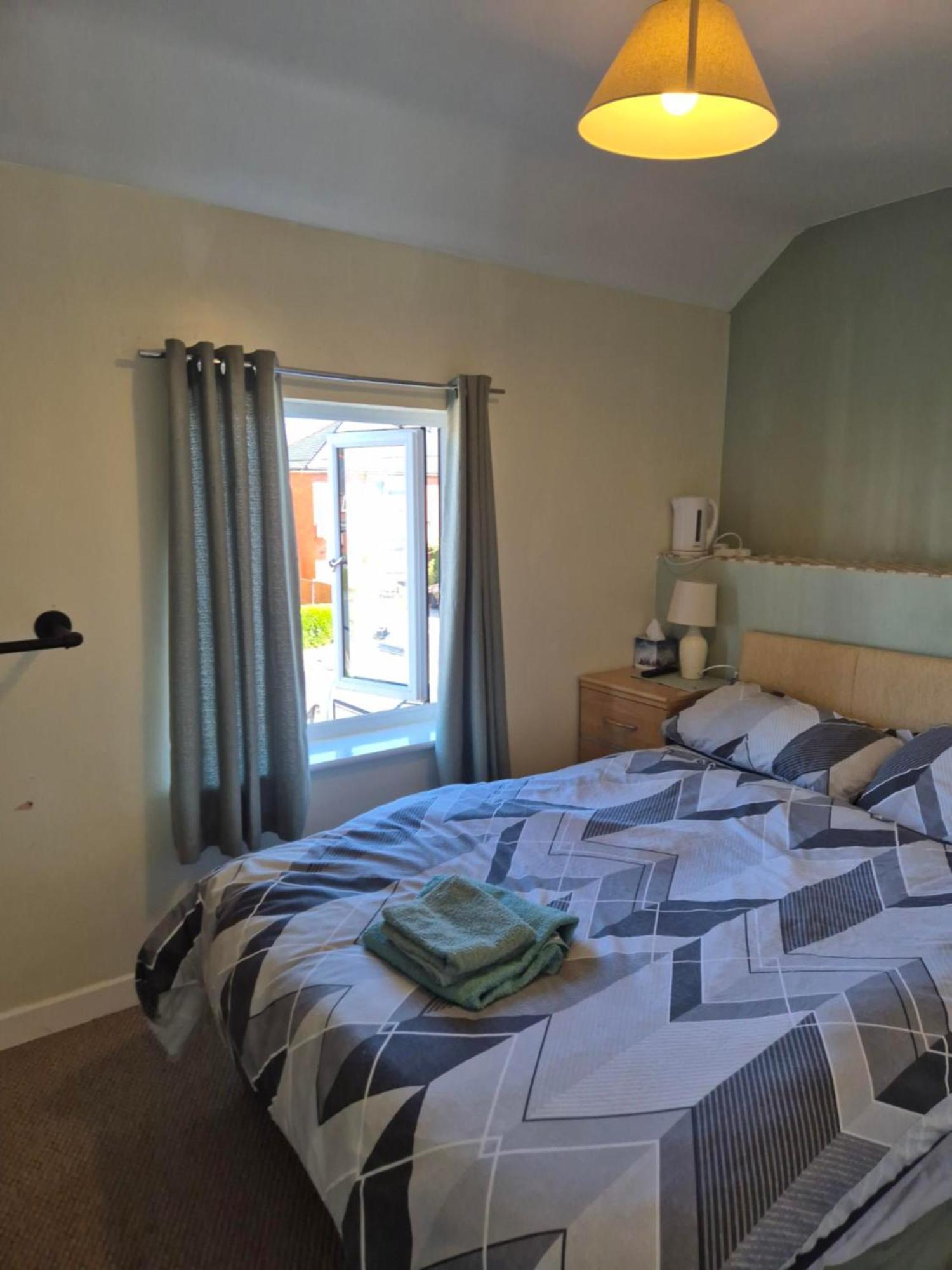 Accomadation 렉섬 외부 사진