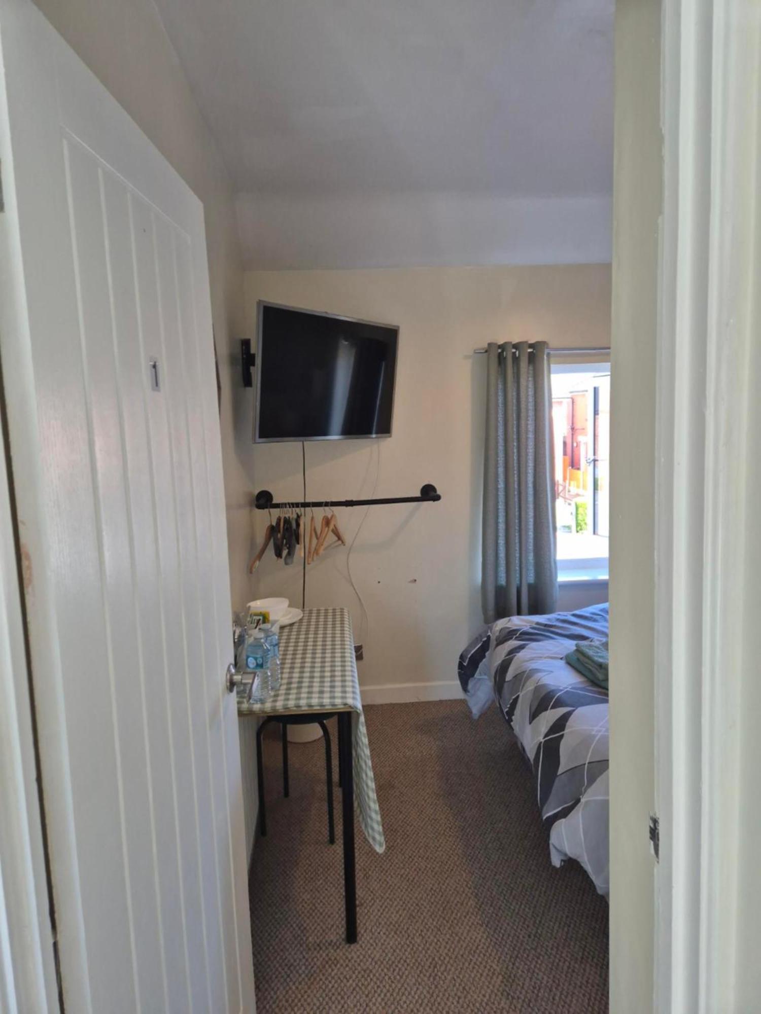Accomadation 렉섬 외부 사진