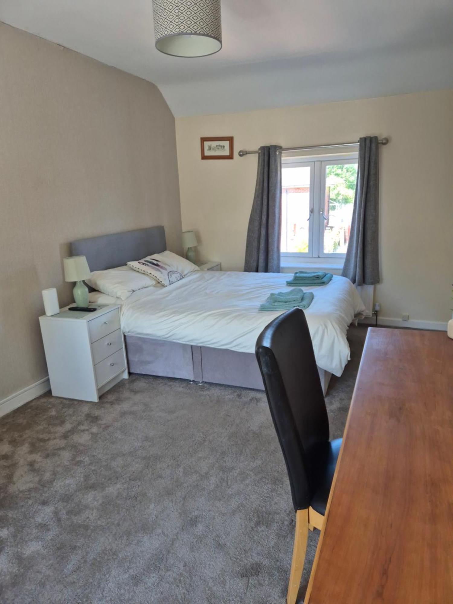 Accomadation 렉섬 외부 사진